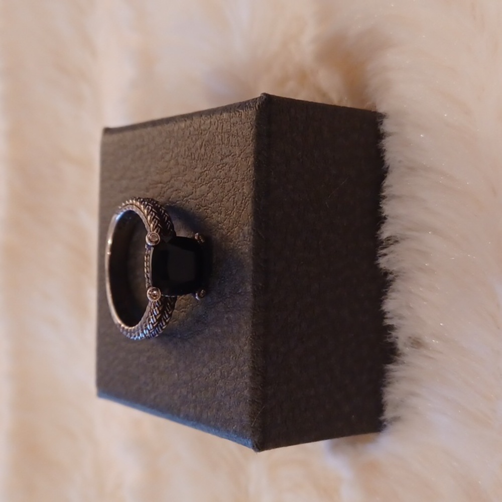 AUTHENTIC, EFFY Sterling Silver, Onyx & Diamond Solitaire Ring - NEW - Size 7